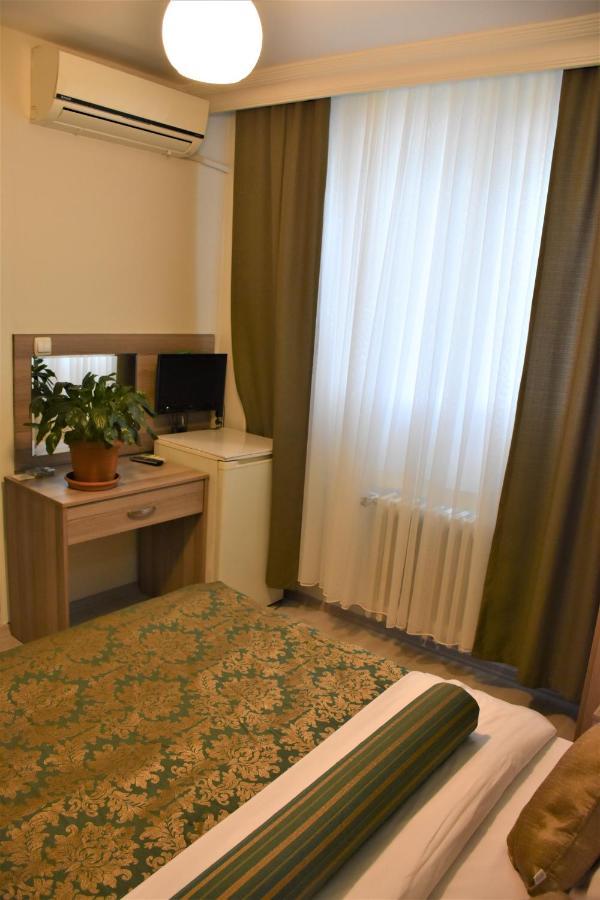 Dinar Hotel Istanbul Exterior foto